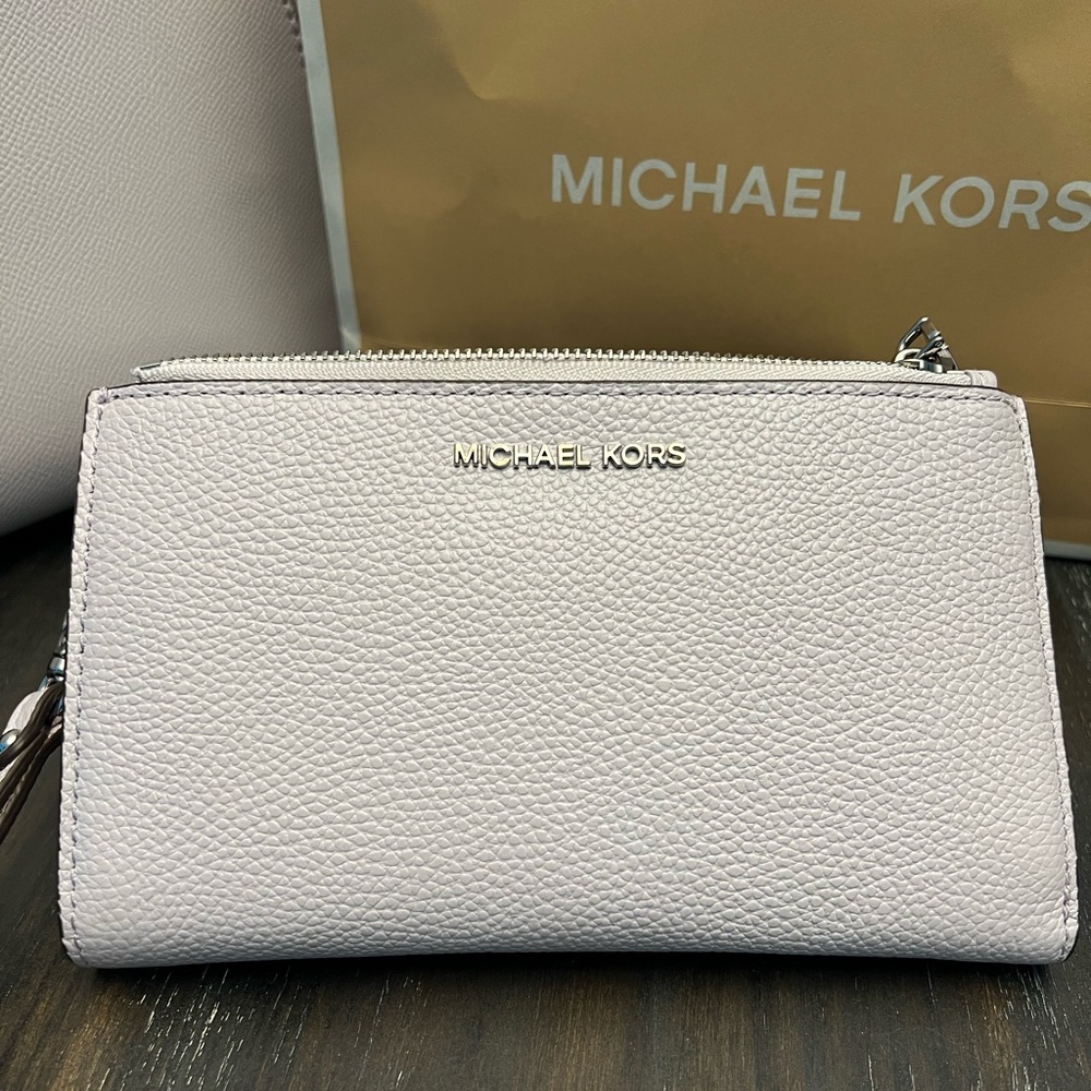 Michael Kors Lilac Leather Wristlet